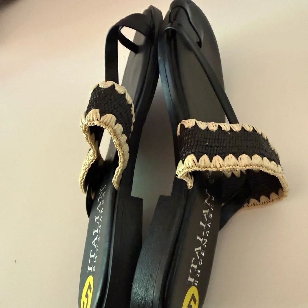 Italian Shoemakers BLACK/Cream  Braided Strap Toe Loop Sandals Women’s 5 NEW